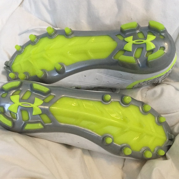 Under Armour Cleats - Picture 2 of 3